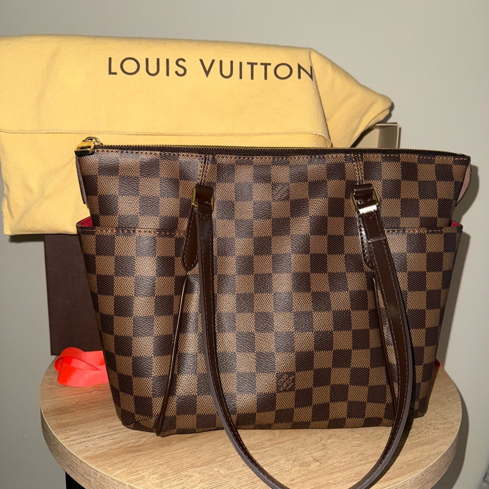 Louis Vuitton Brown Damier Ebene Tote